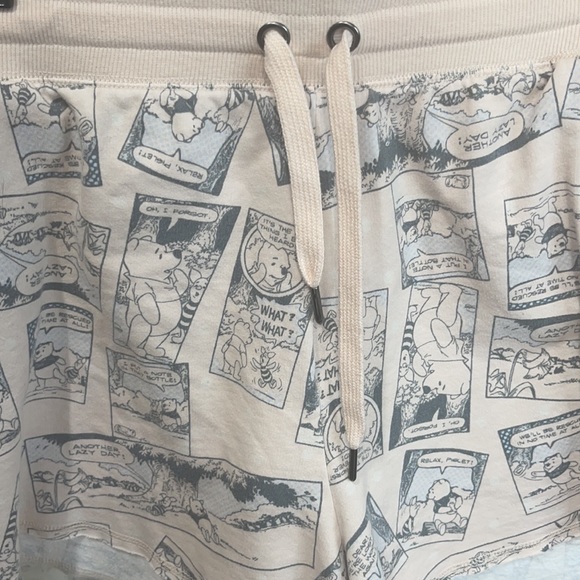 Disney Winnie the Pooh Sleep Shorts Thin Fleece Comic Print Draw String Waist - Picture 2 of 10